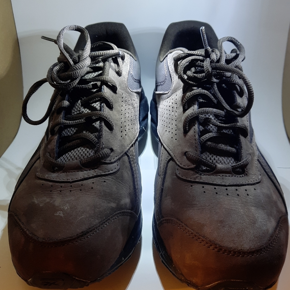 Reebok Walk Ultra V DMX Max Men’s 10 Brown Walking Hiking Shoes Memory Tech